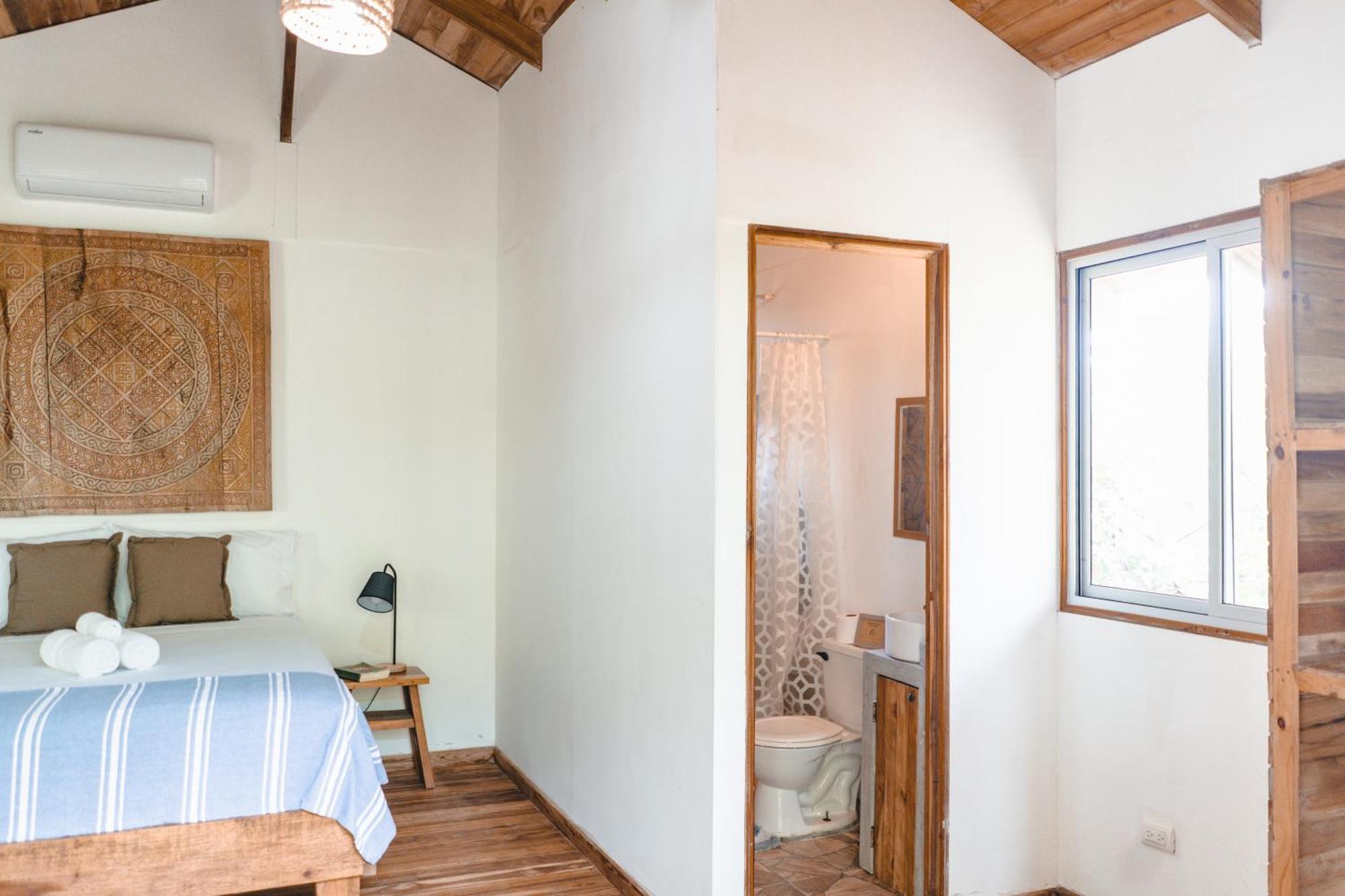 Cuatro Vientos Lodge & Apartments - Mal Pais, Costa Rica Playa Santa Teresa  Quarto foto